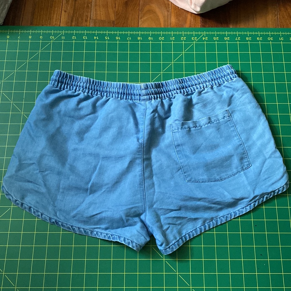 NOBO Chambray Drawstring Dolphin Shorts - Picture 4 of 4